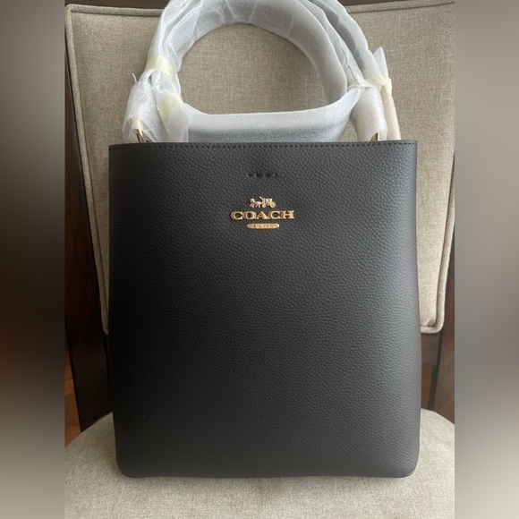 新品　COACH 　 タウンバケット　91122　黒　収納袋付き Coach Women's Town Bucket Bag Im/Black Oxblood 91122 - Walmart.com